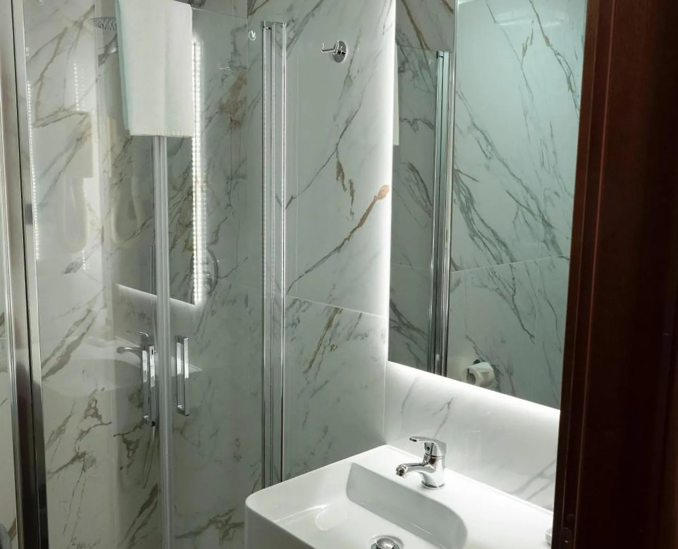 *** Affittacamere Locanda Delle Corse Roma Italia